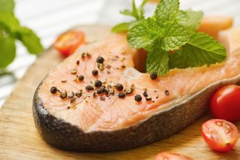 4 alimente care te ajută să slăbeşti